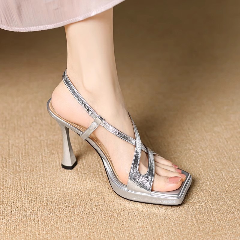 Sandal Ujung Terbuka Hak Kucin - Crossfit Lady ulasan dan harga