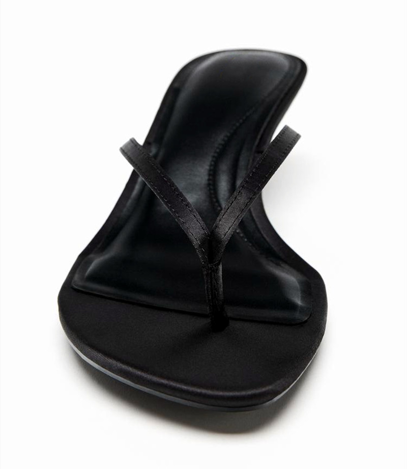 Sandal Jepit Hak Tinggi Satin  - Crossfit Lady ulasan dan harga